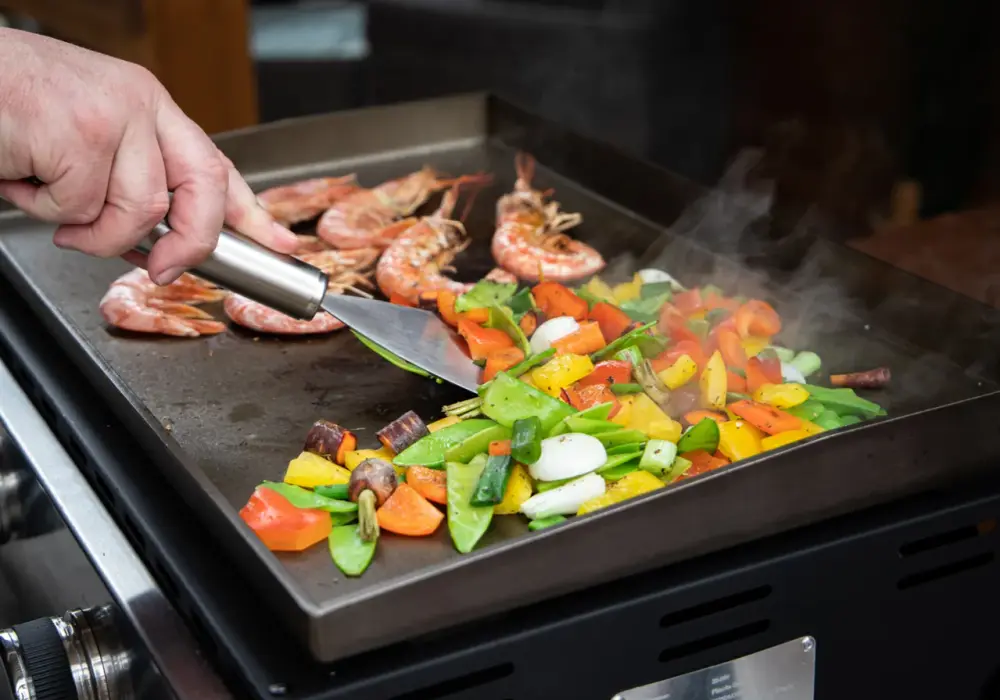 Plancha grill: rewolucyjna metoda gotowania bez tłuszczu i zapachu dymu